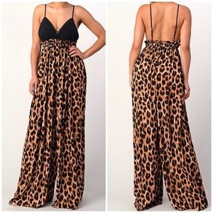 COPY - Animal Print Contrast Open Back Jumpsuit